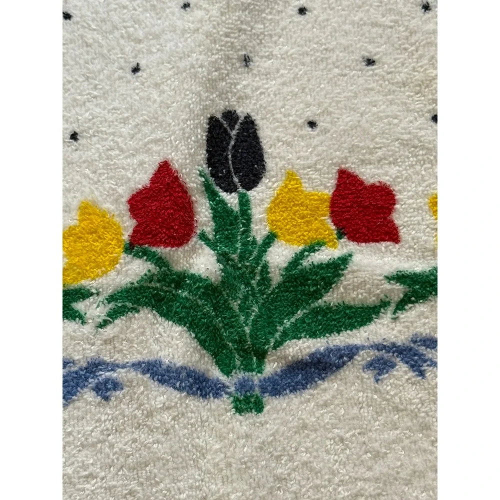 Vintage‎ Kitchen Towel Set of 3 Hearts Tulips Teapot Crocheted Hanging Kitsch